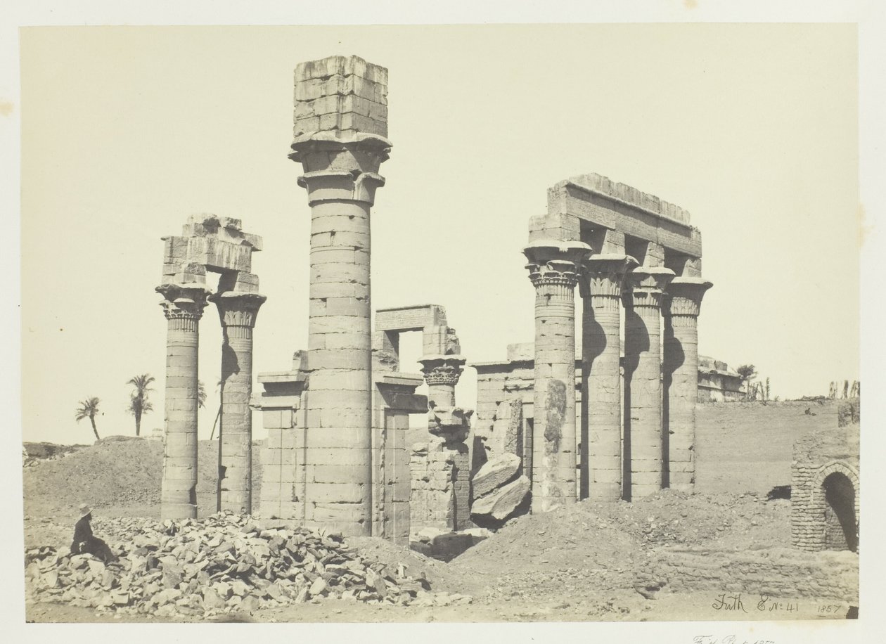 Tempio di Cleopatra a Erment, vicino a Tebe da Francis Frith