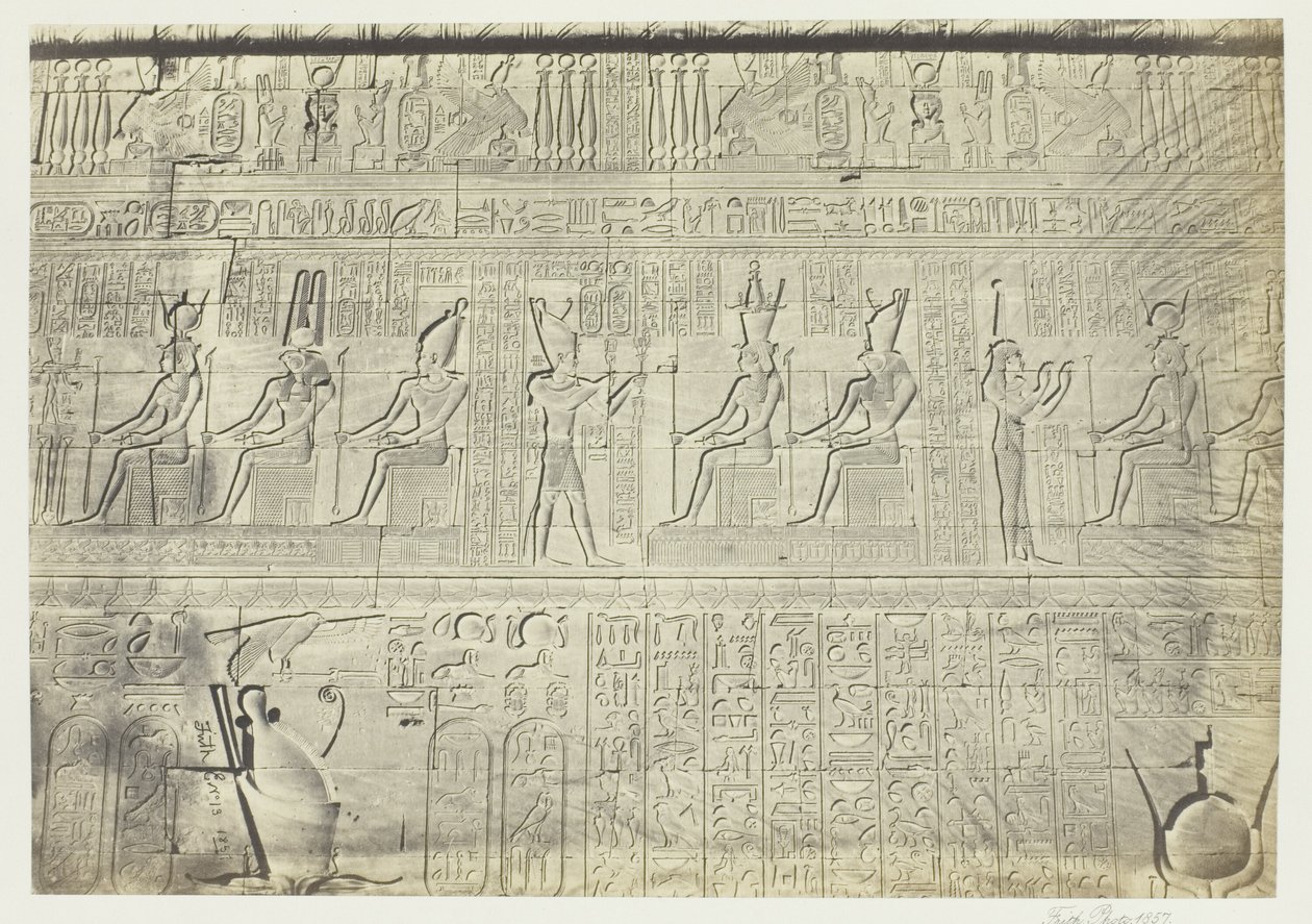Sculture dal muro esterno, Dendera da Francis Frith