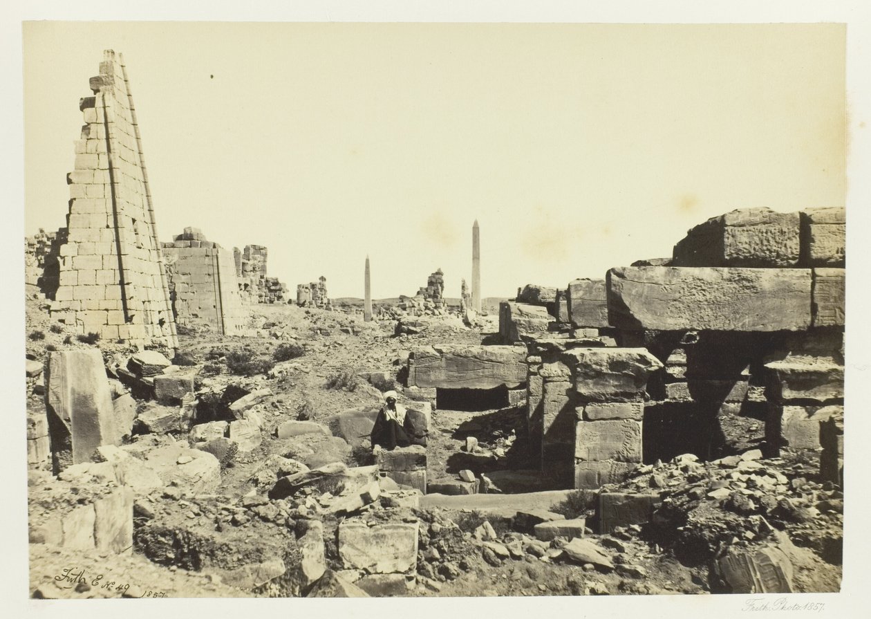 Vista su Karnac, dal pilone di granito da Francis Frith