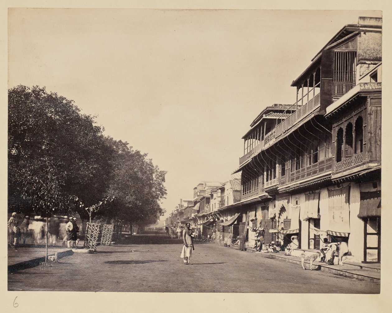 [Calcutta street view] da Francis Frith and Co.