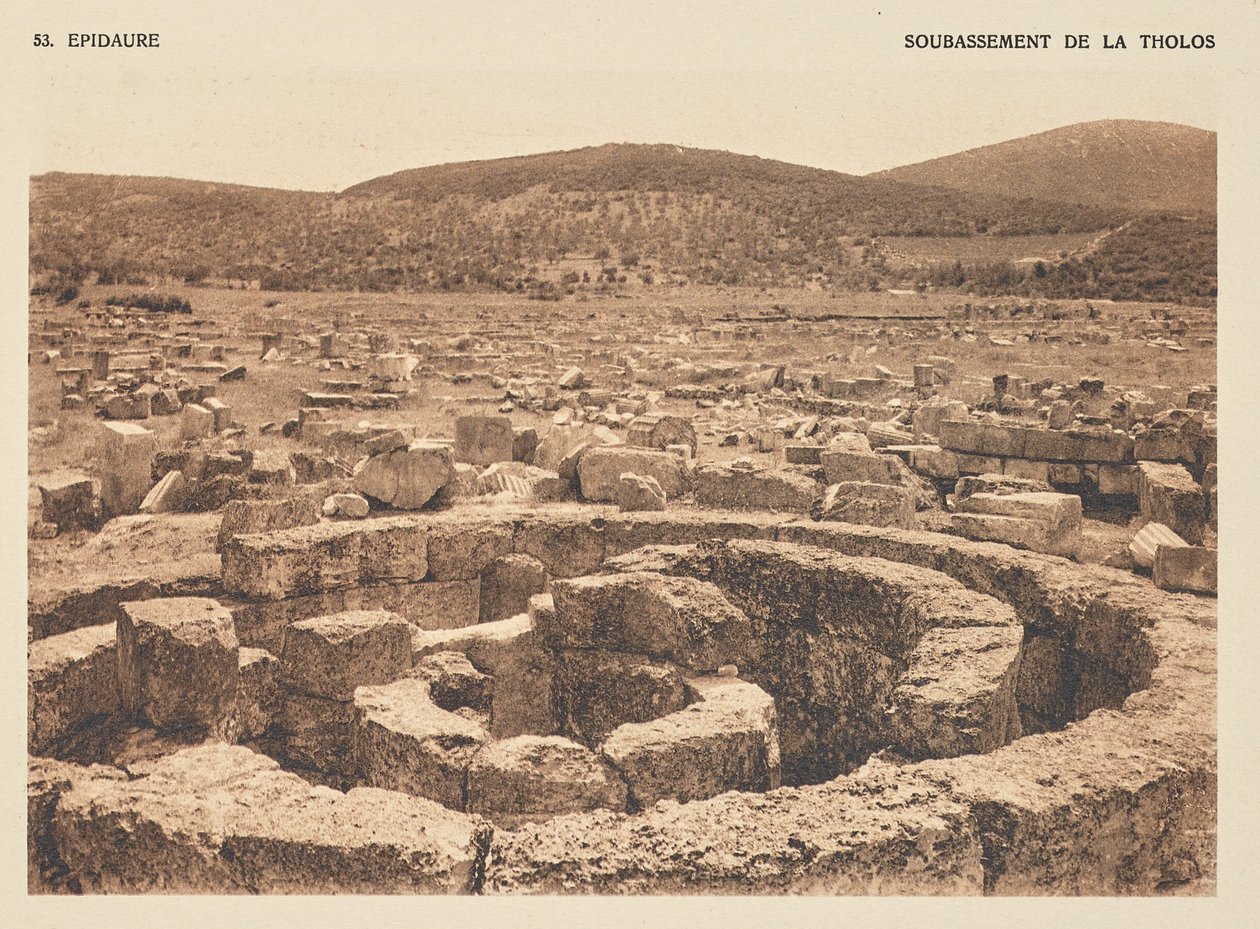 Epidauro. Base della Tholos da Frédéric Boissonnas