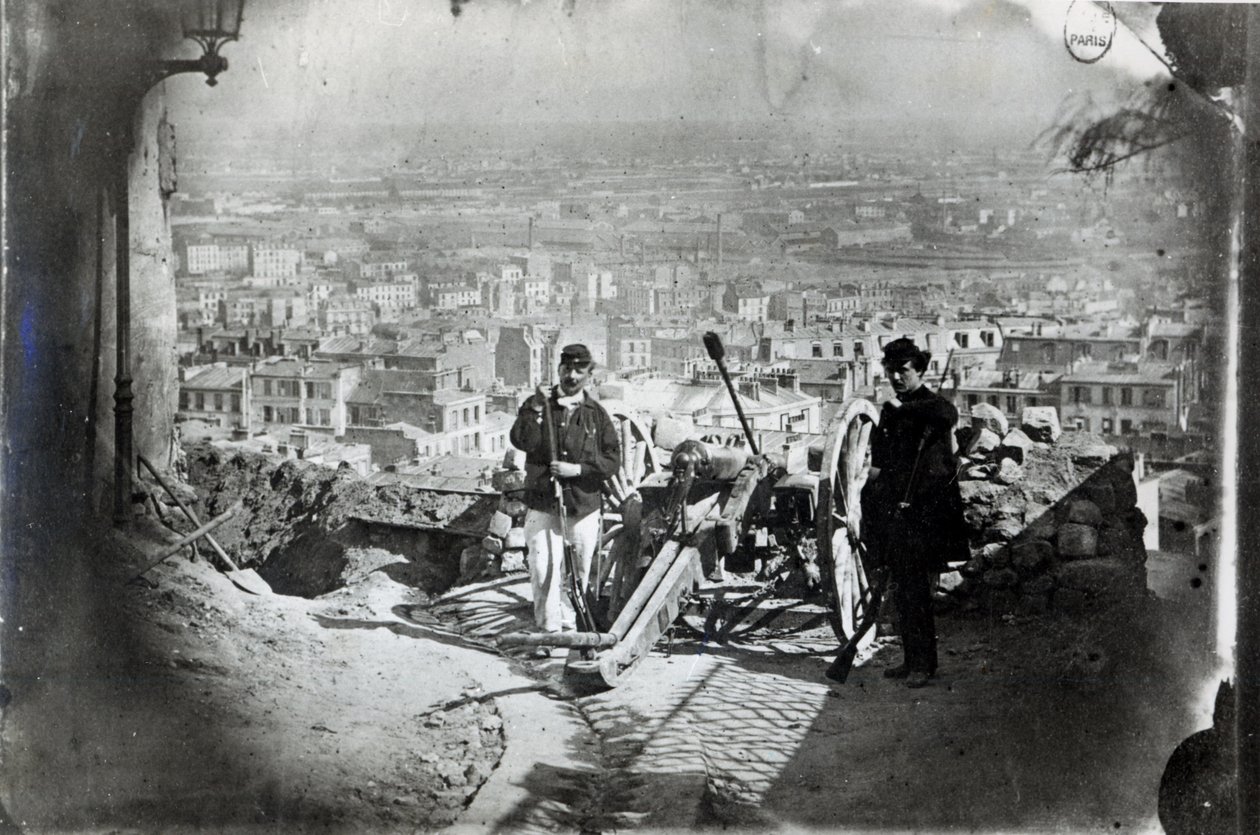I cannoni di Montmartre durante la Comune di Parigi, 1871 da French Photographer