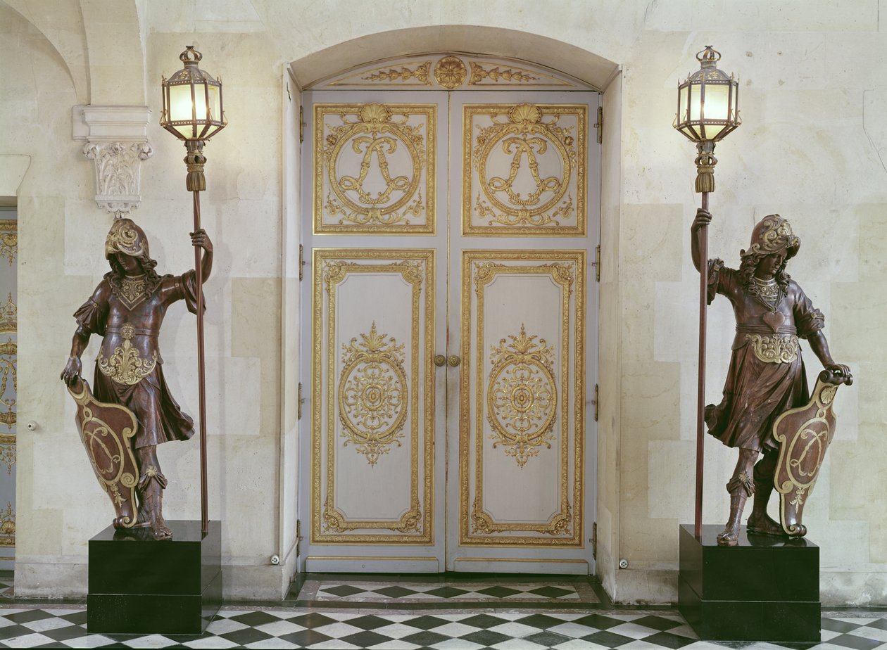 Porte del vestibolo di fronte alla scala da French School