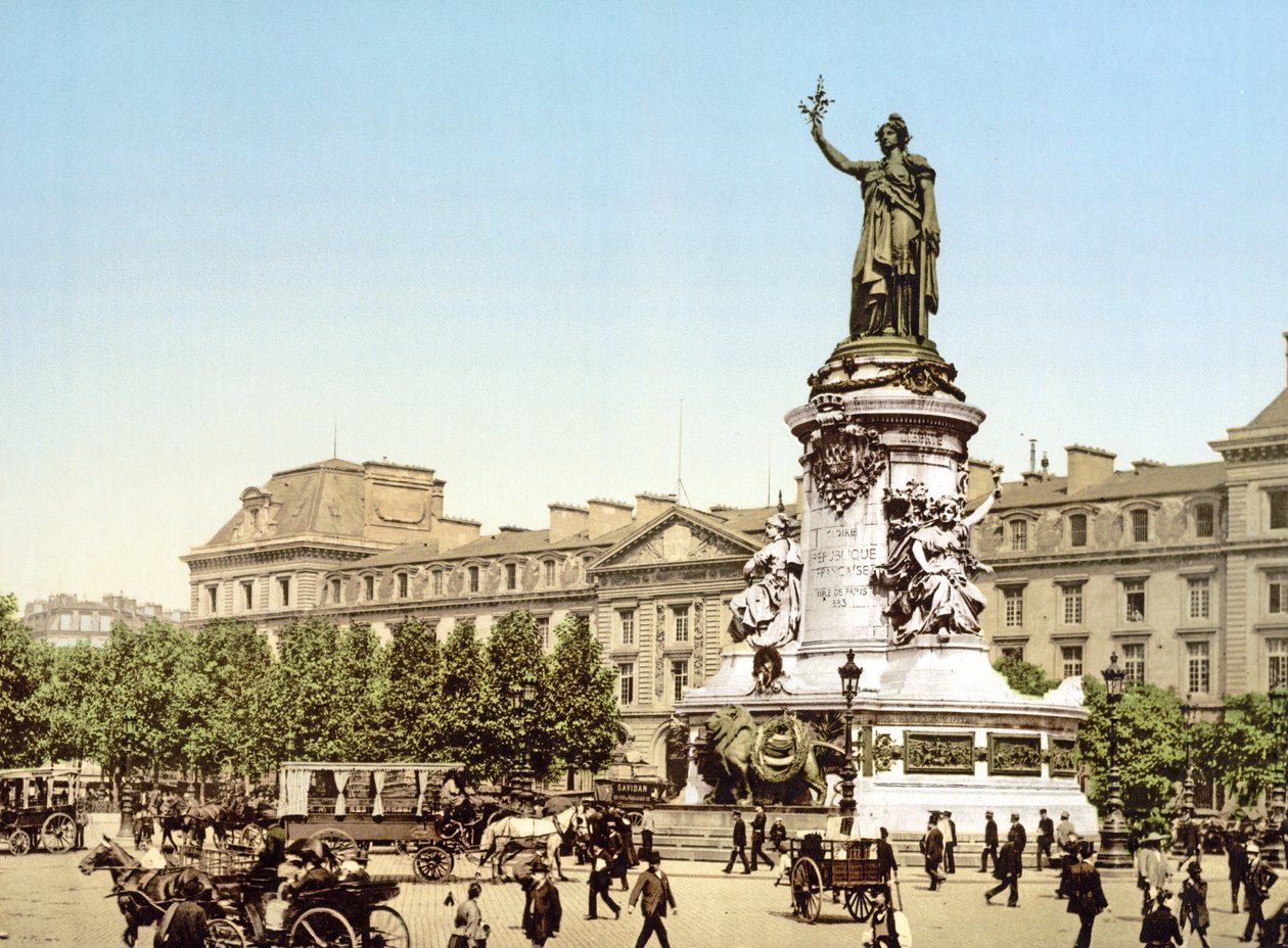 Place de la République, Parigi, pub. 1900 da French Photographer