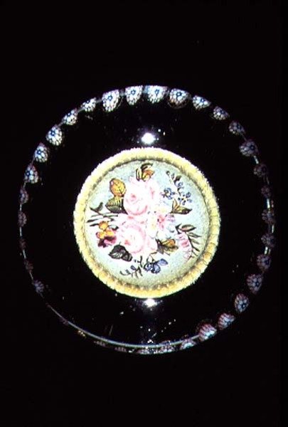 Placca, solfuro con mazzo di fiori, c.1845-55 da French School