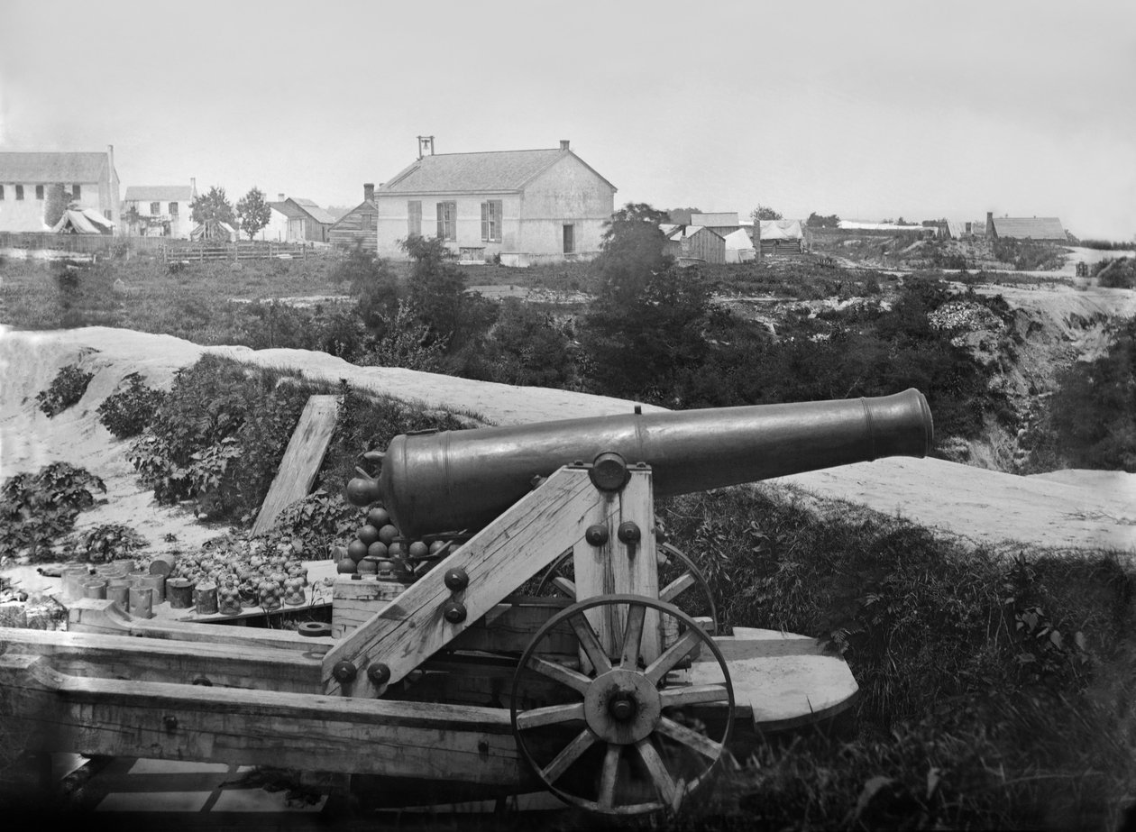 Cannone Confederato da 32 libbre catturato fuori Yorktown, Virginia, c. Luglio 1862 da George N. Barnard