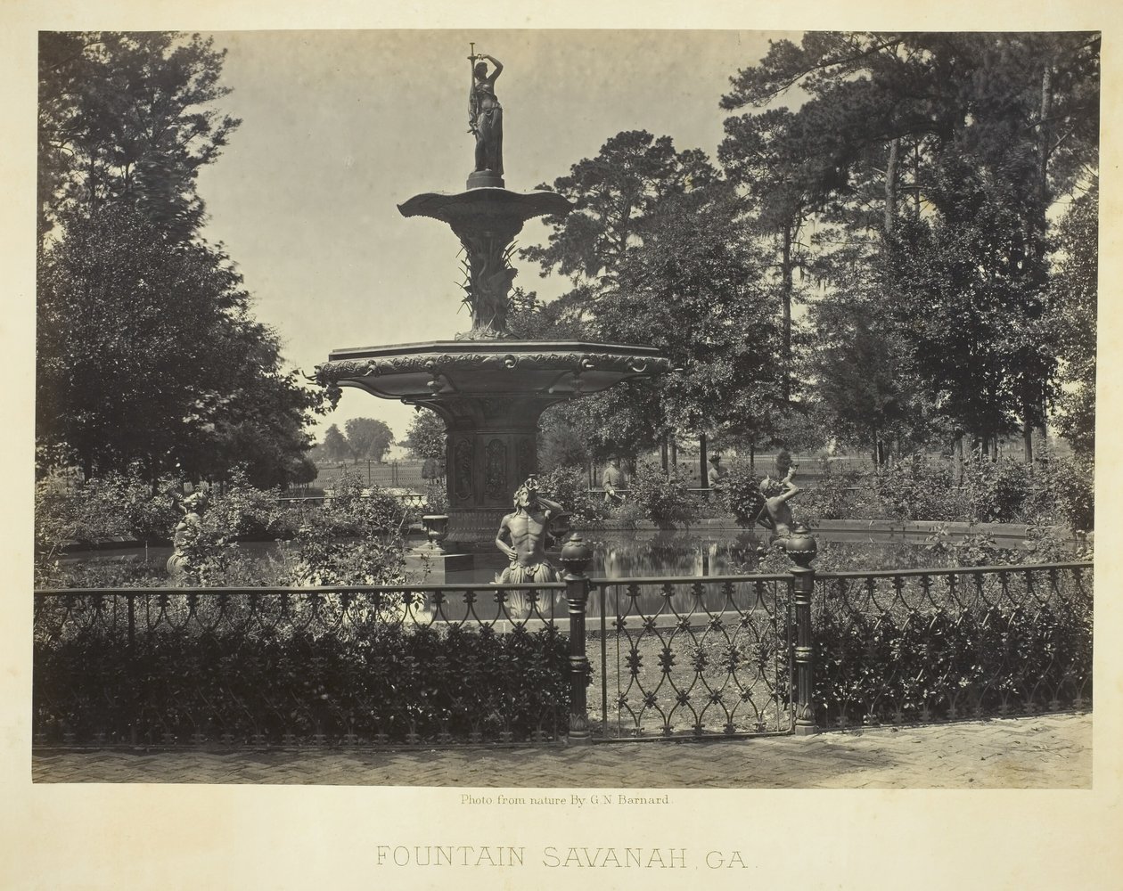 Fontana, Savannah, GA da George N. Barnard