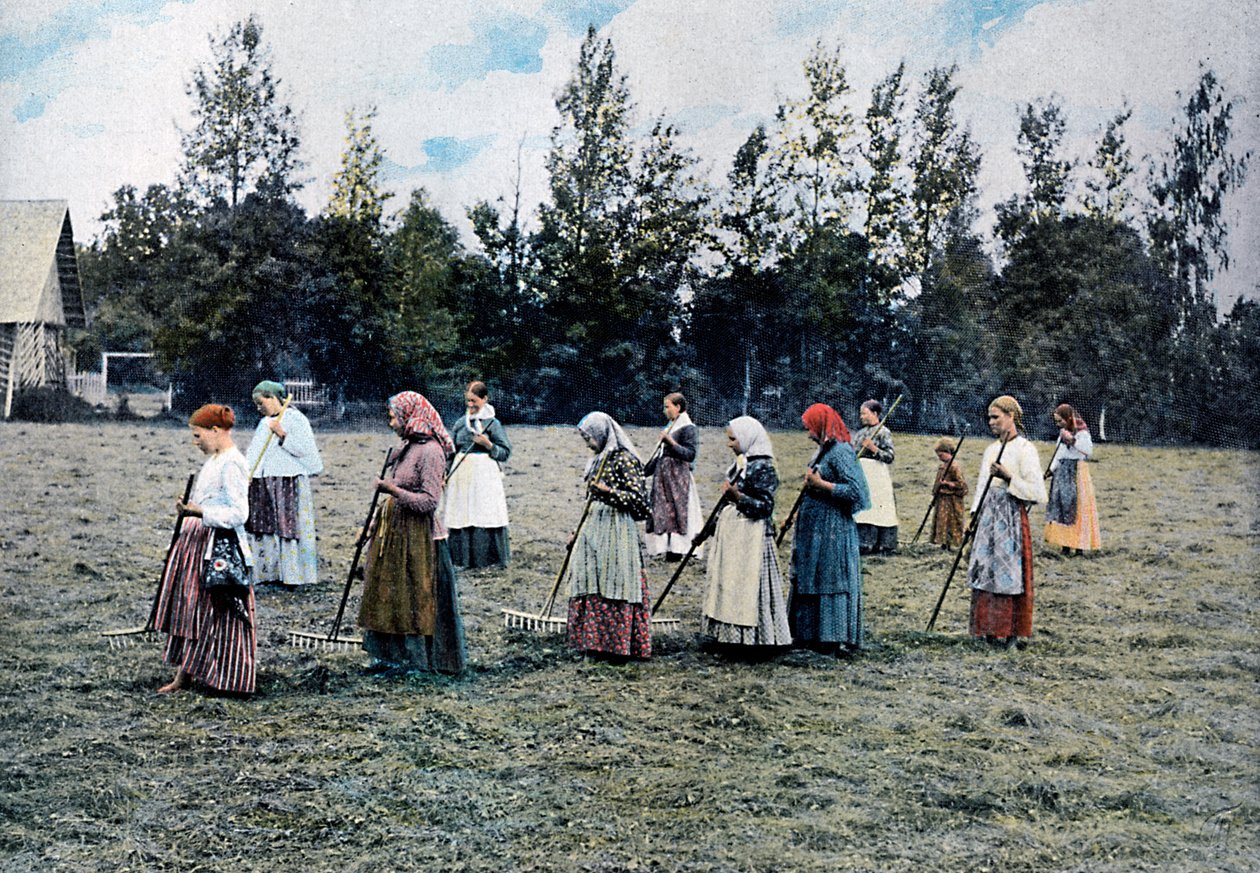 Fienagione intorno a Mosca, Russia, c1890 da Gillot