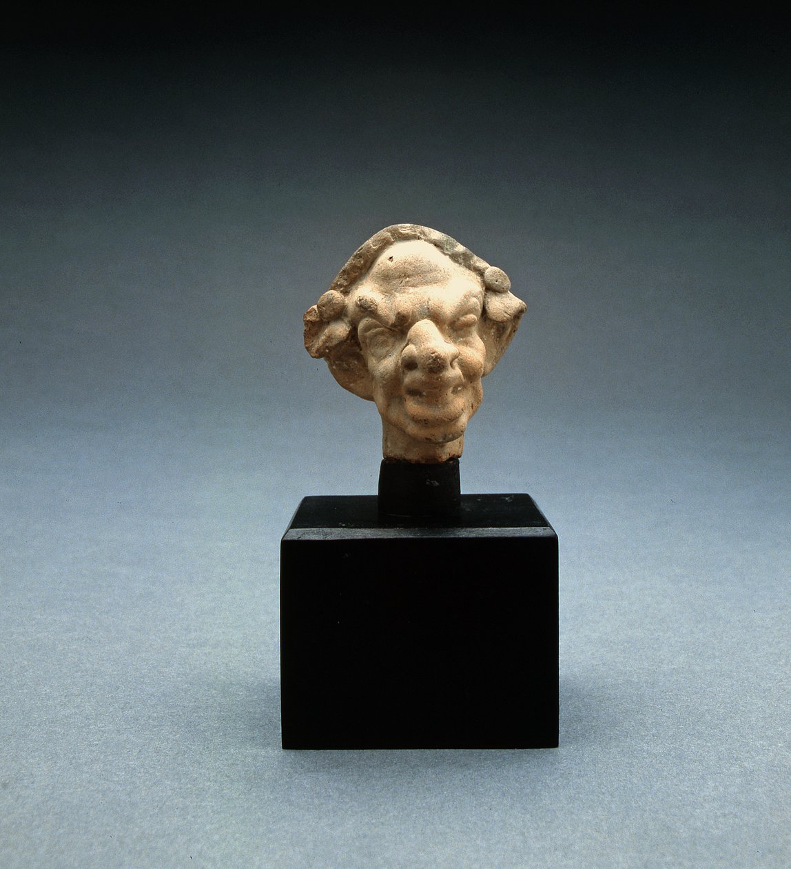 Testa grottesca di una donna, 100 a.C.-100 d.C. (terracotta) da Greek