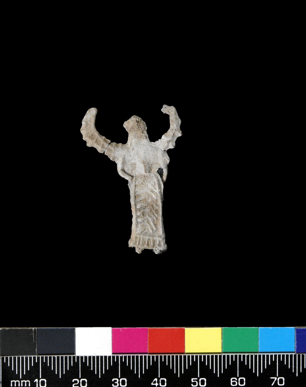 Ornamento in rilievo di una dea alata da Greek