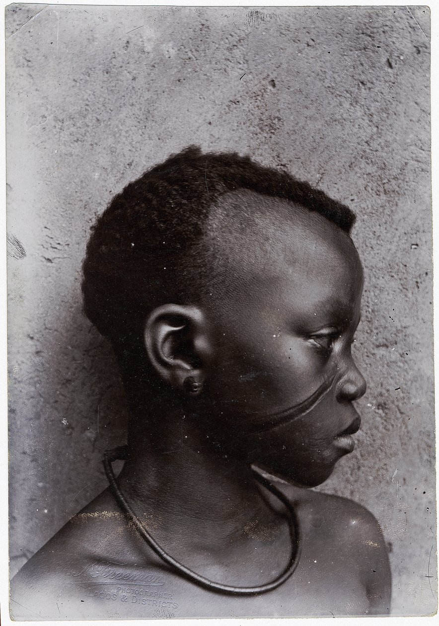 Ritratto, c.1930 da H. S. Freeman