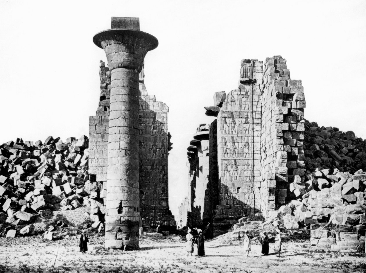 Colonna e rovine, Nubia, Egitto, 1887 da Georges Henri Bechard