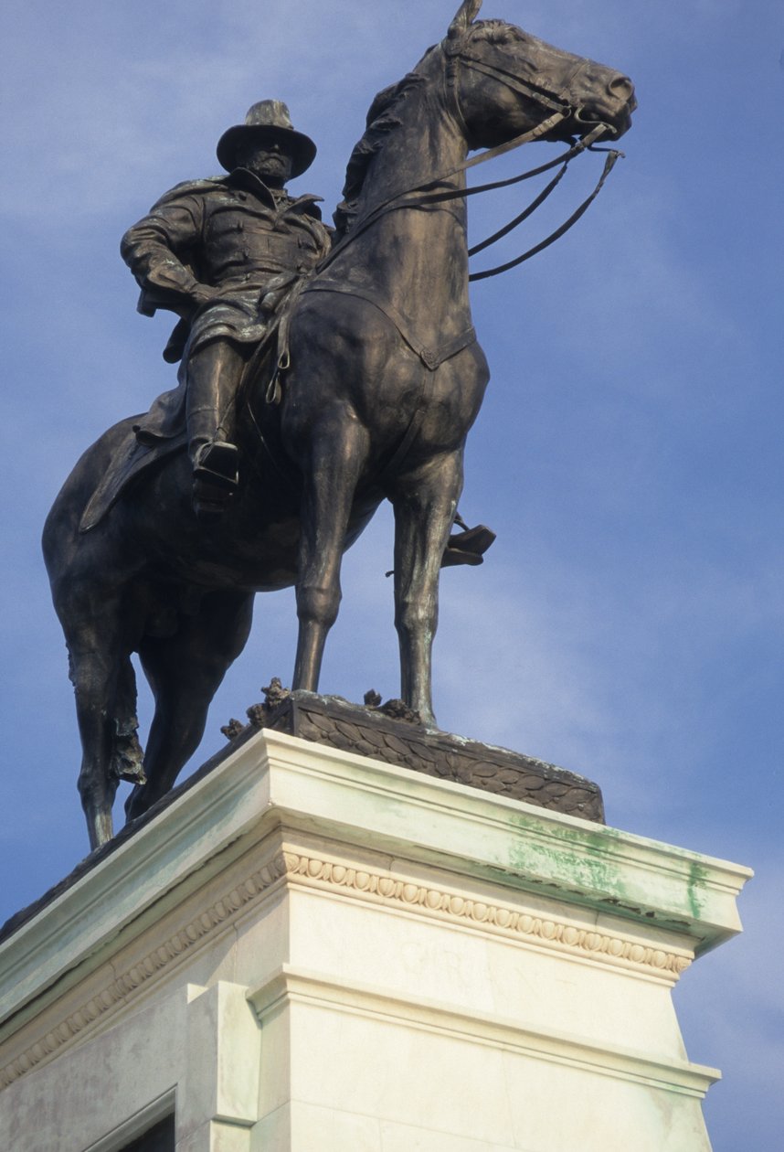 Il Memoriale di Ulysses S. Grant, dedicato nel 1922 (dettaglio) da Henry Merwin Shrady