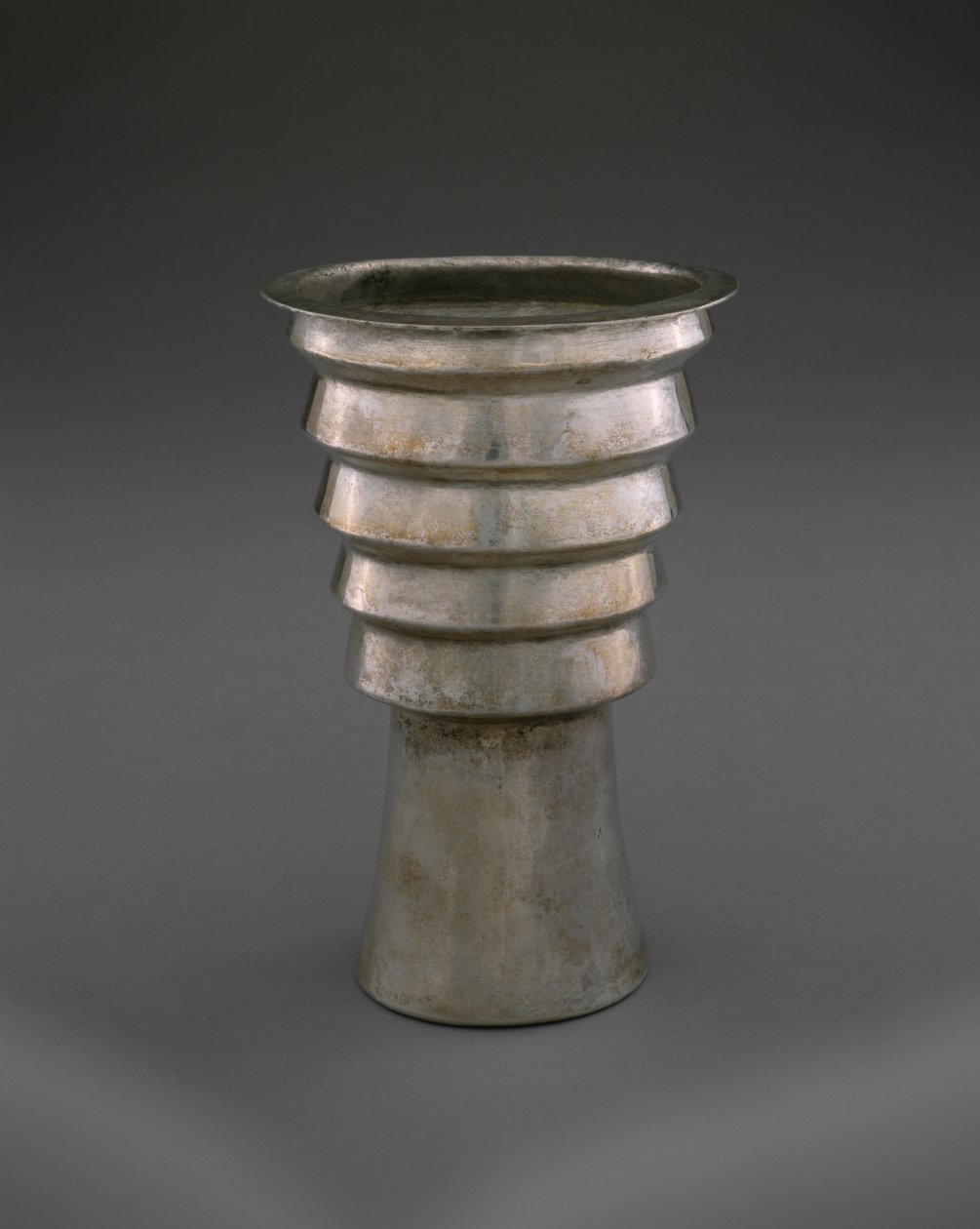 Becher a gradini (aquilla), Orizzonte Tardo, 1470-1532 da Incan