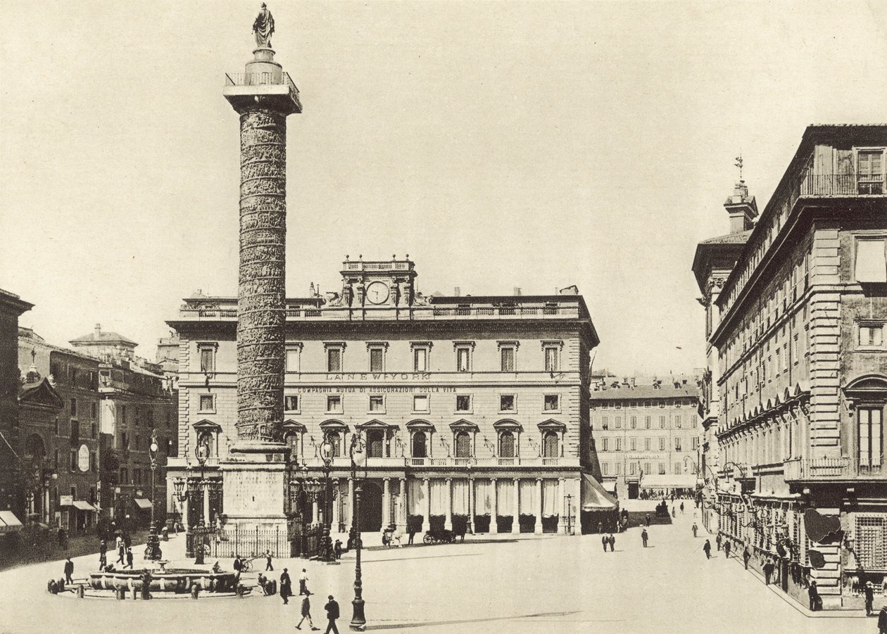 Piazza Colonna da Italian Photographer