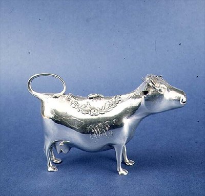 Brocca a forma di mucca da J. Schuppe
