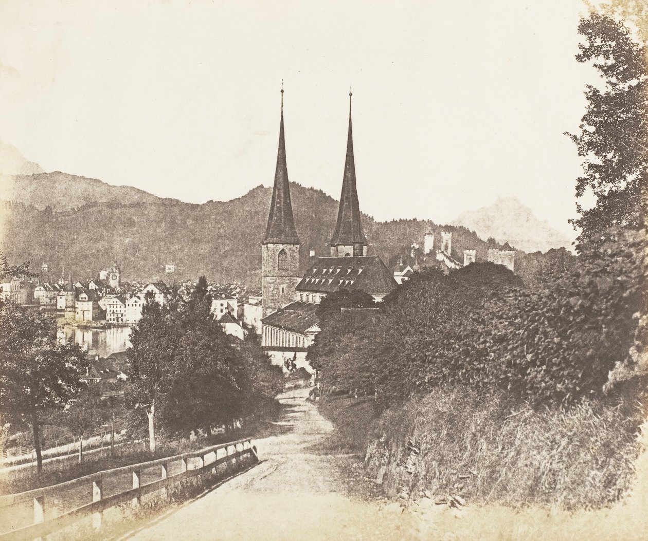 Lucerna, 1853-56 da James Knight