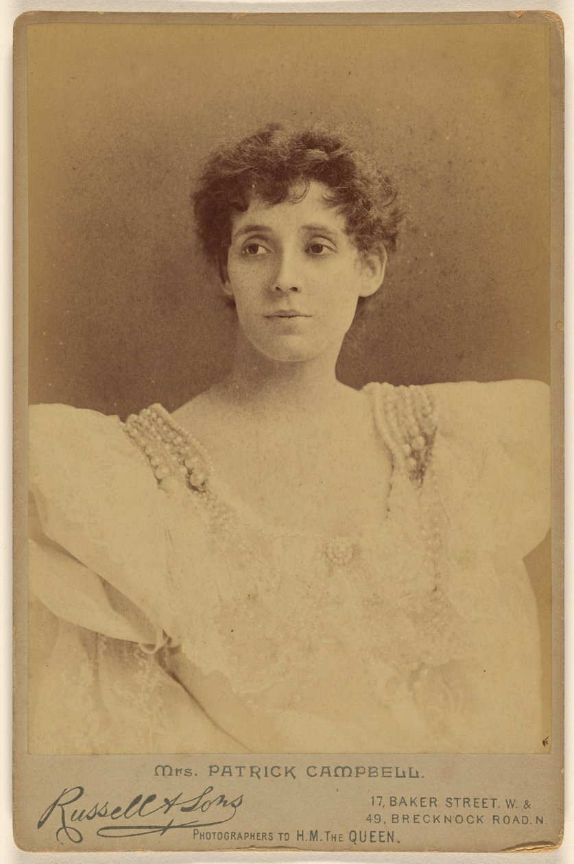 Signora Patrick Campbell da James Russell and Sons