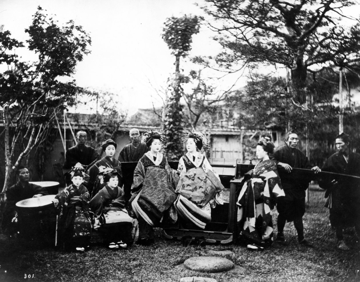 Geishe, c.1870 da Japanese Photographer
