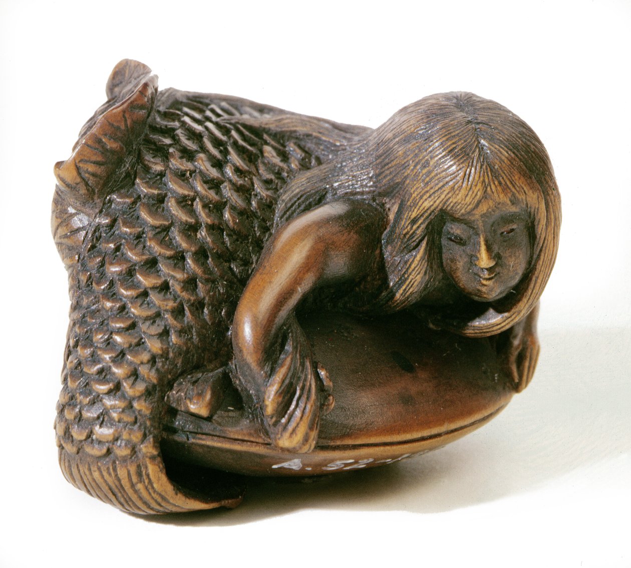 Netsuke scolpito a forma di sirena da Japanese School