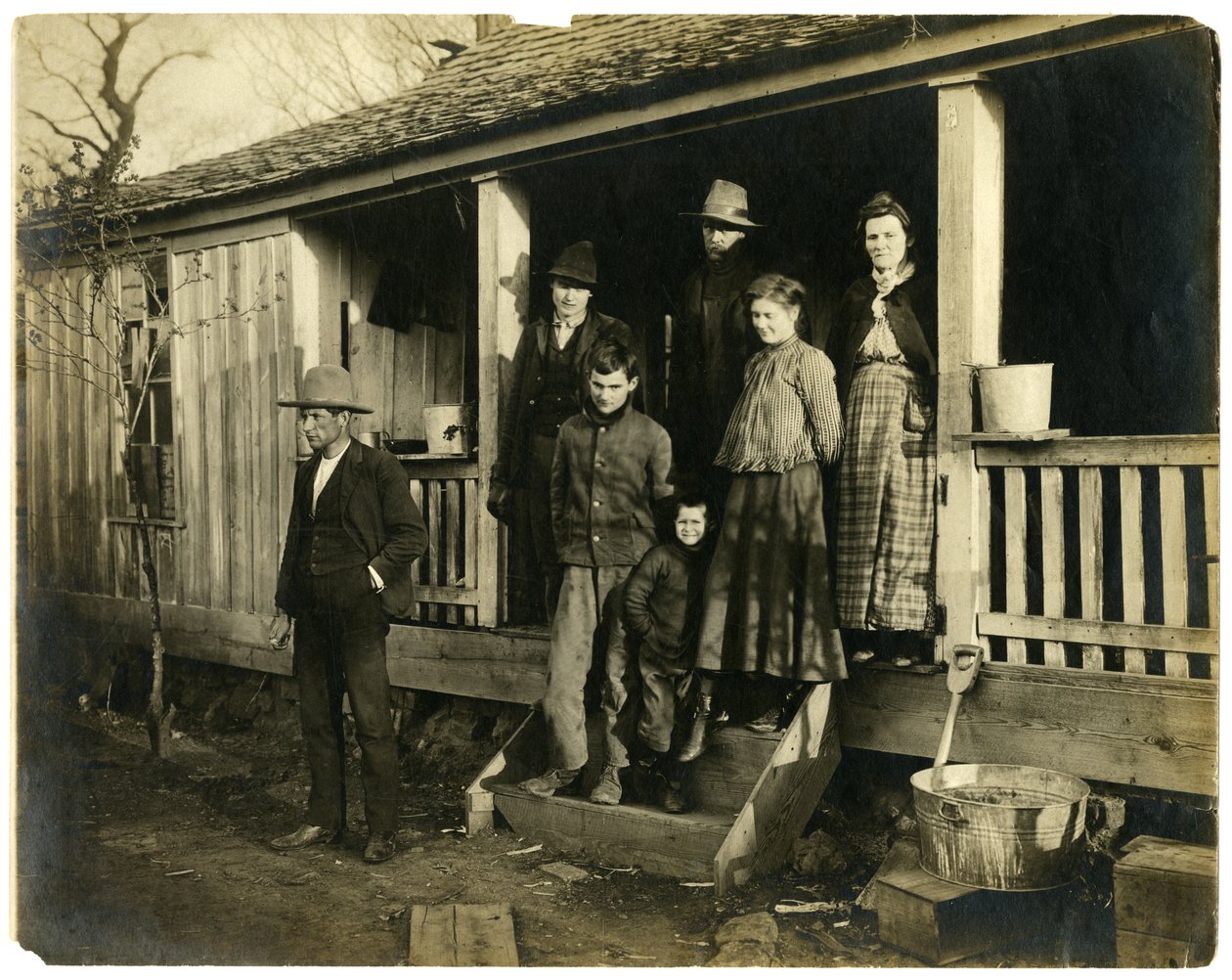 Casa in Arkansas, famiglia da Jessie Tarbox Beals
