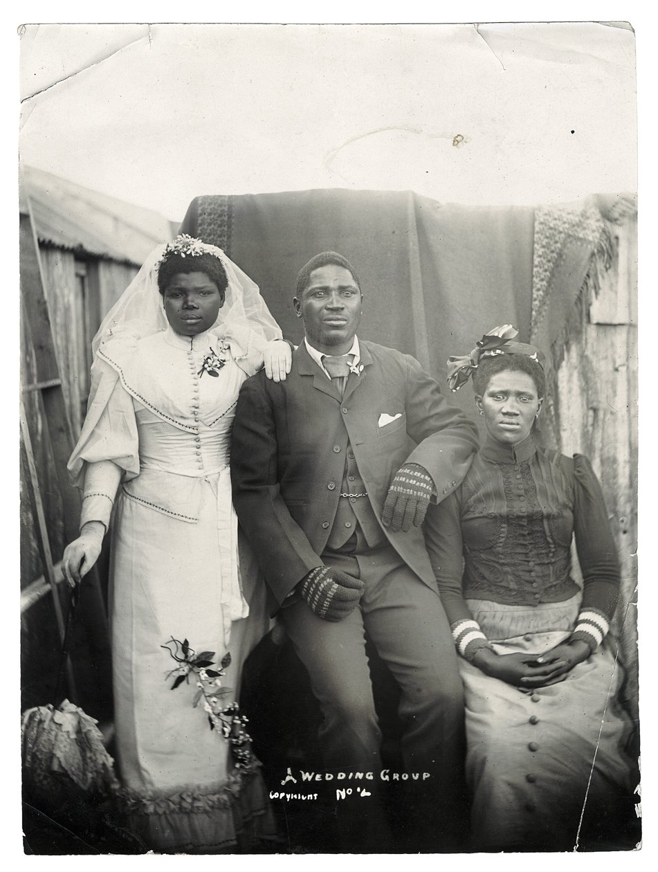 Un gruppo di matrimonio, c.1890 da Joe Barnett