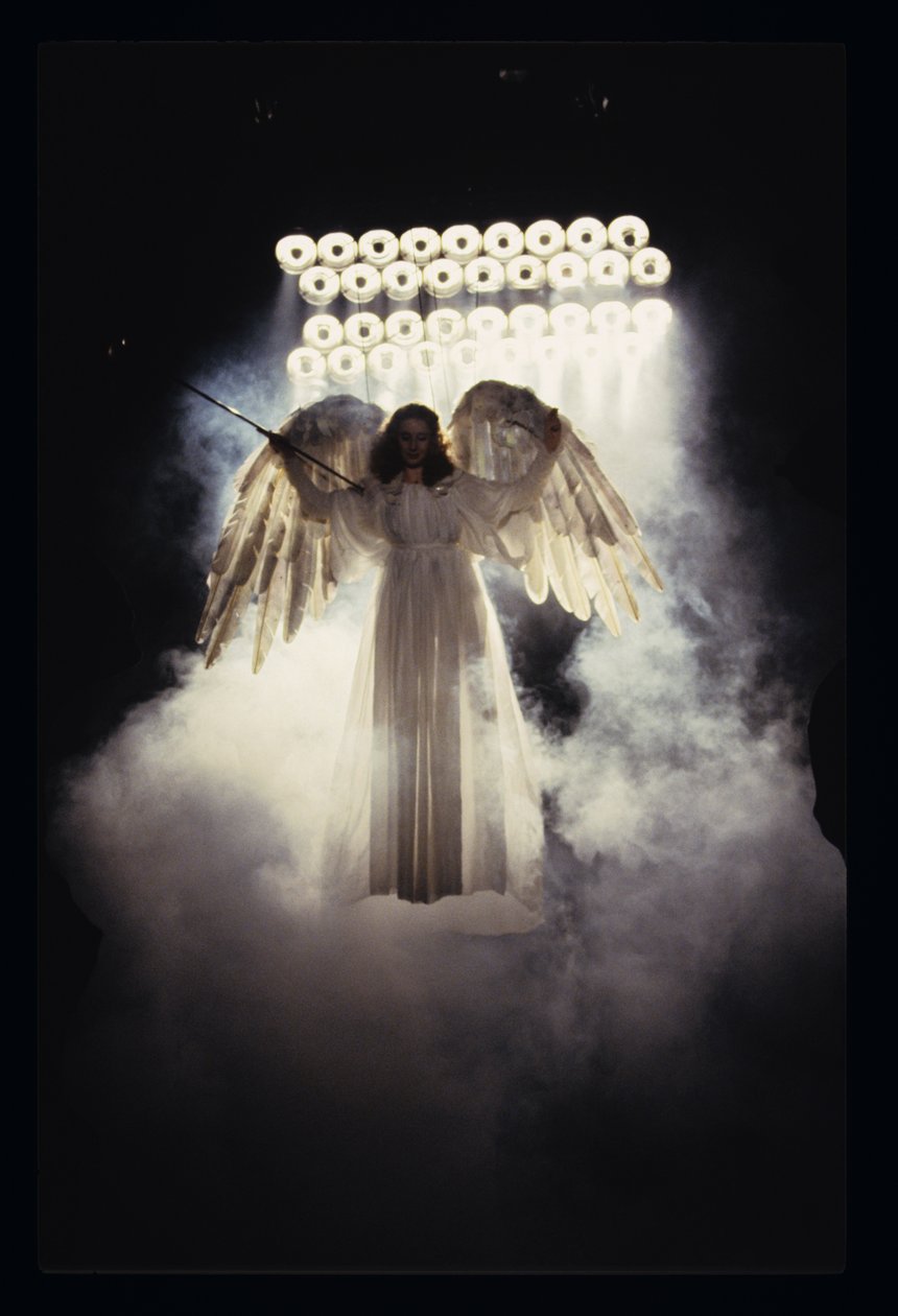 Angeli in America scritto da Tony Kushner da John Haynes