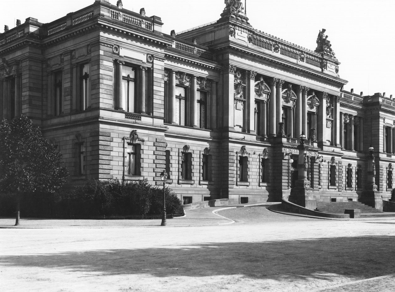 Il palazzo della delegazione regionale a Strasburgo, c.1910 da Jousset