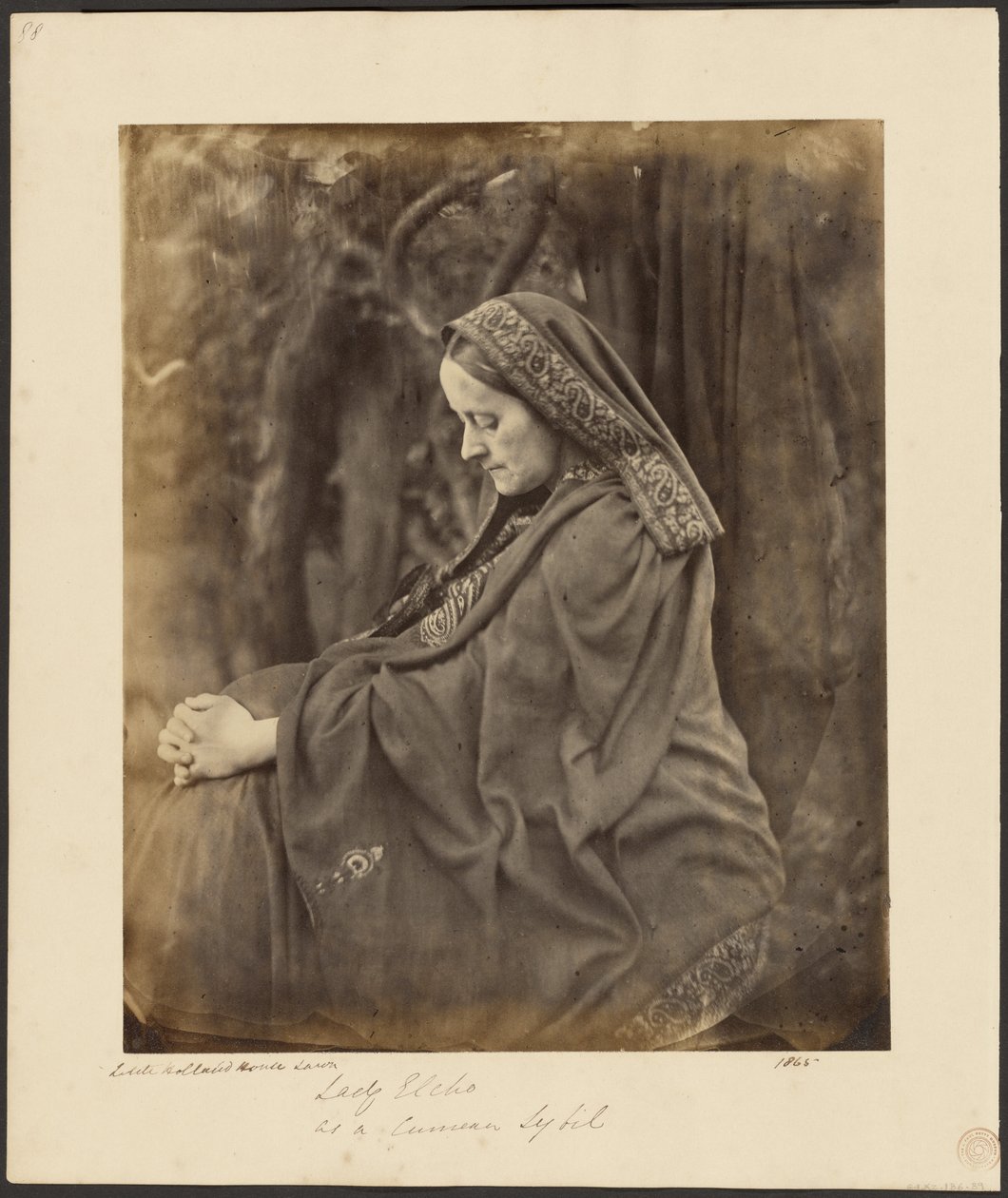 Lady Elcho come una Sibilla cumeana da Julia Margaret Cameron