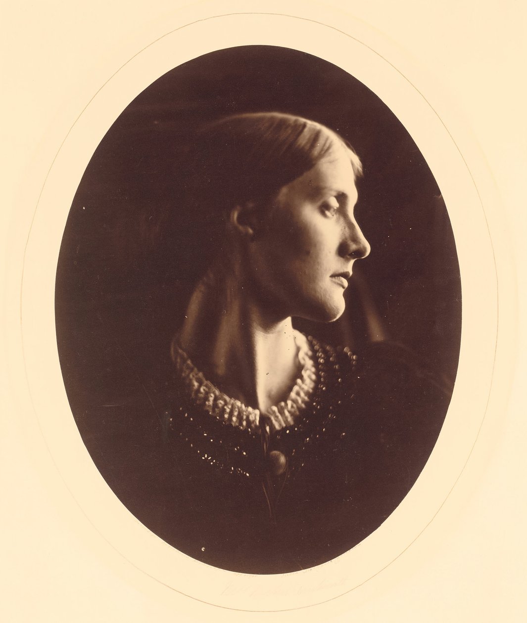 Signora Herbert Duckworth, aprile 1867 da Julia Margaret Cameron