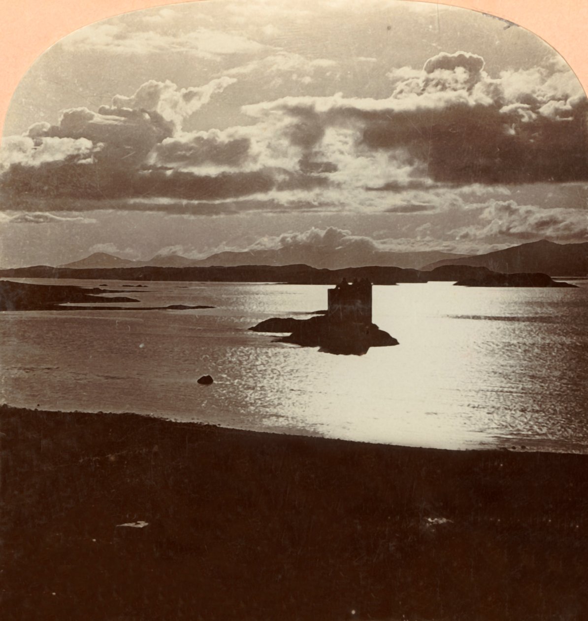 Loch Lomond al chiaro di luna, Scozia, c1900 da Keystone View Company