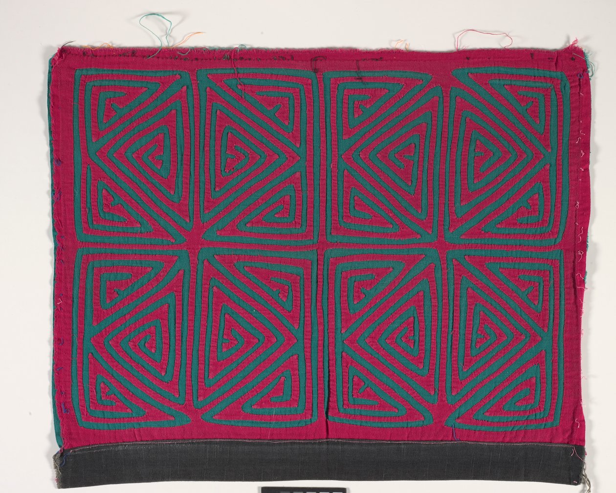 Pannello di camicia (mola), c.1950 da Kuna Indian Culture
