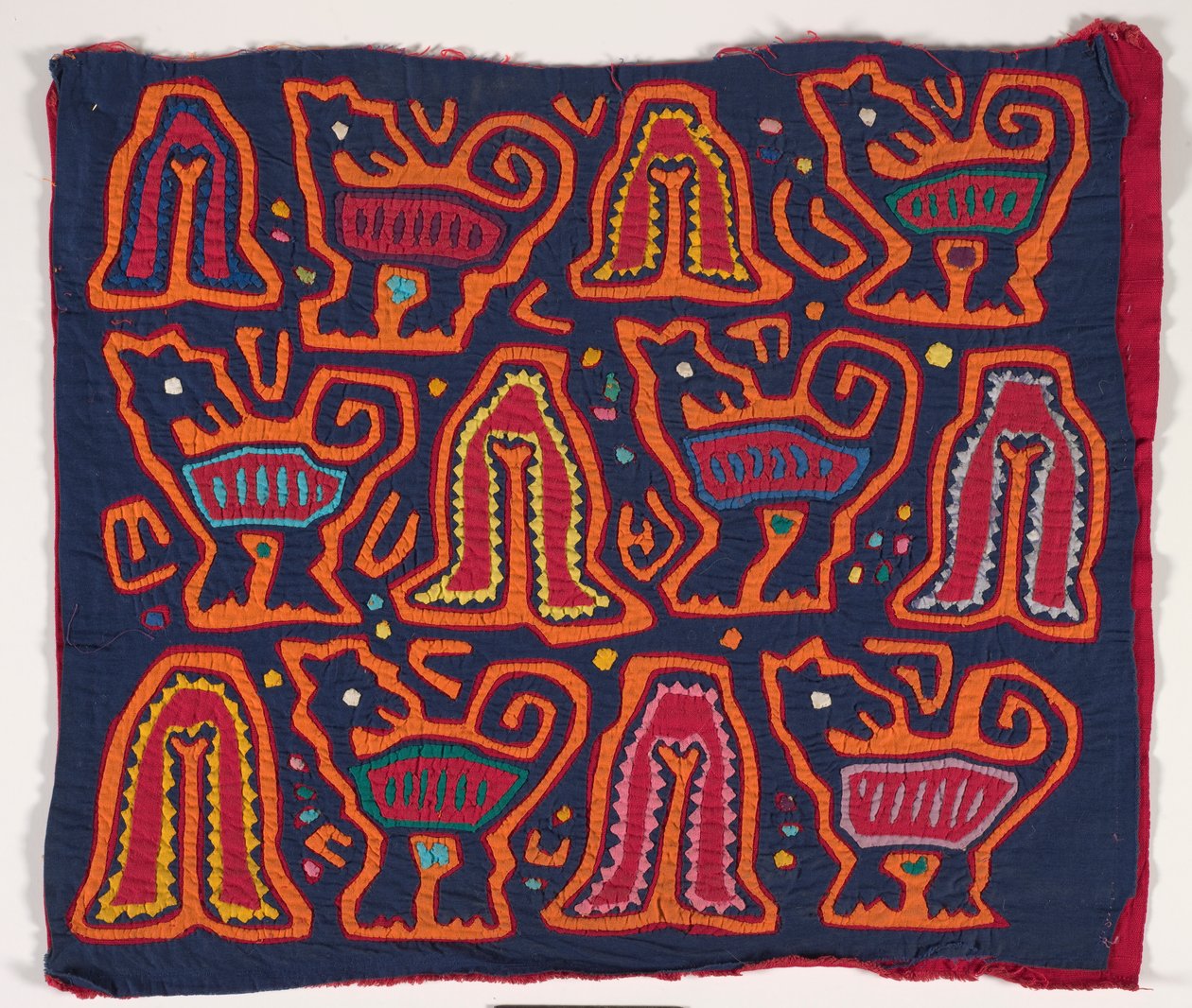 Pannello di camicia (mola) da Kuna Indian Culture