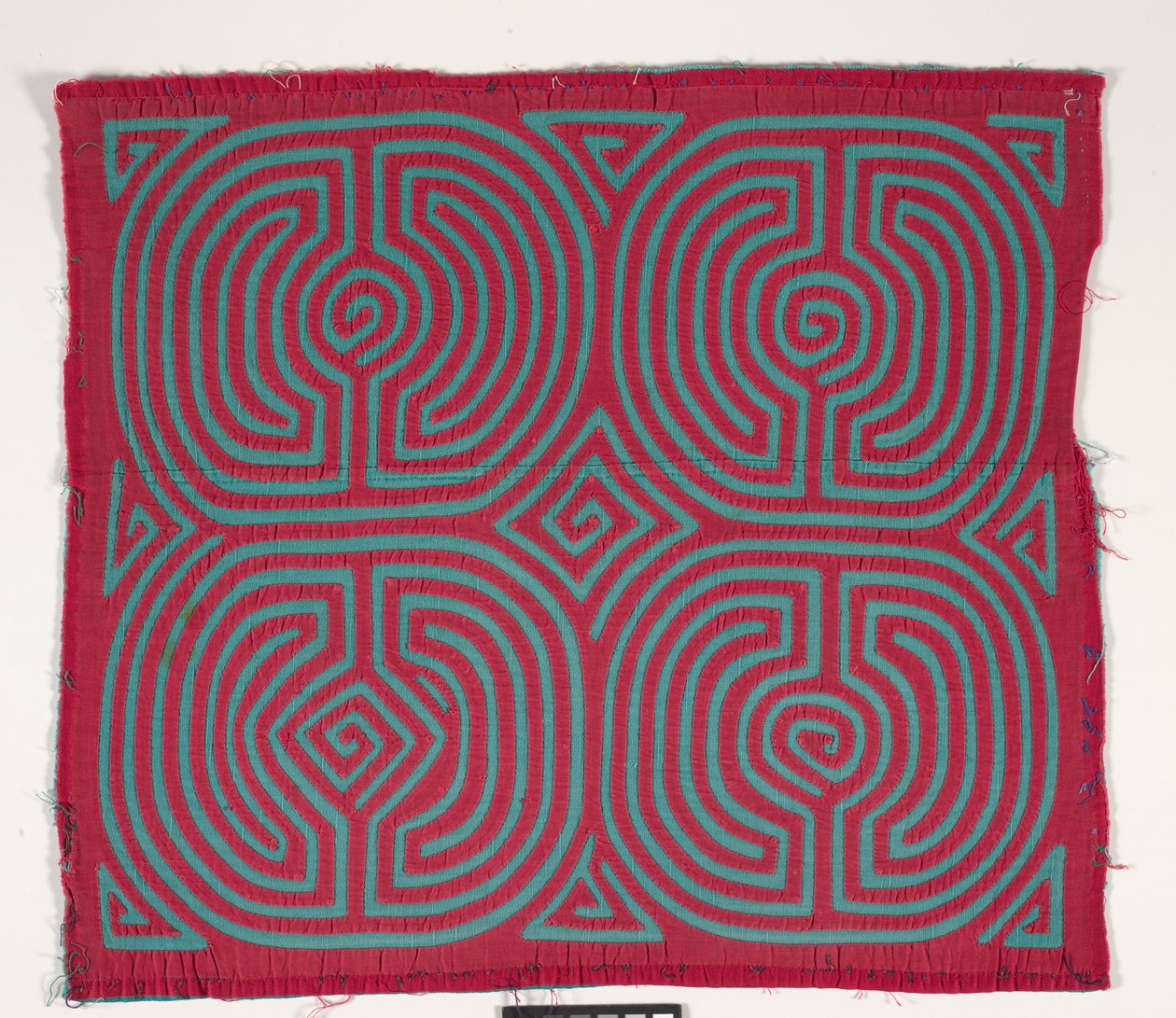 Pannello di camicia (mola) da Kuna Indian Culture