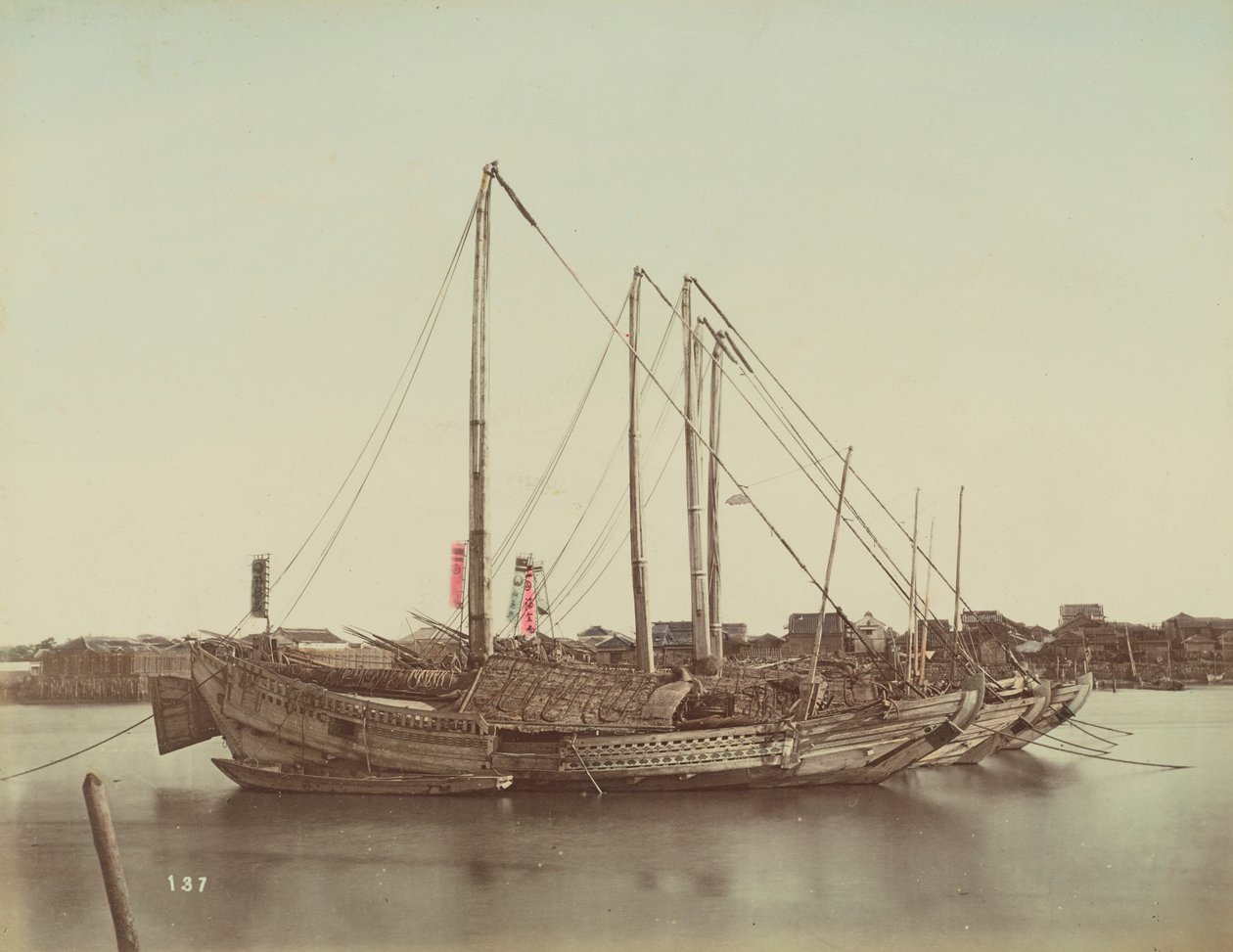 Giunche giapponesi, c.1880 da Kusakabe Kimbei