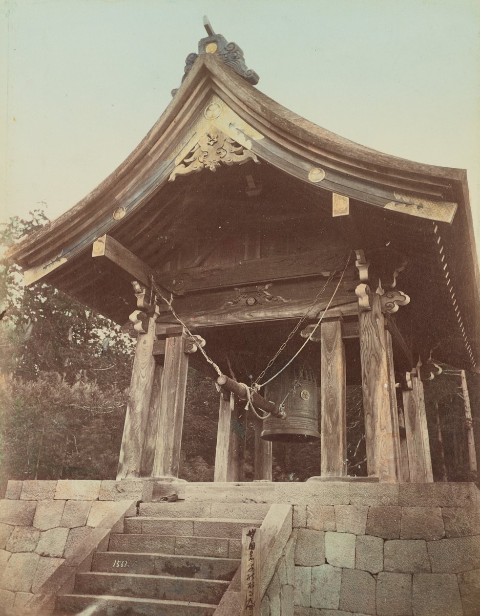 Campana di Sambutsude, Nikko da Kusakabe Kimbei