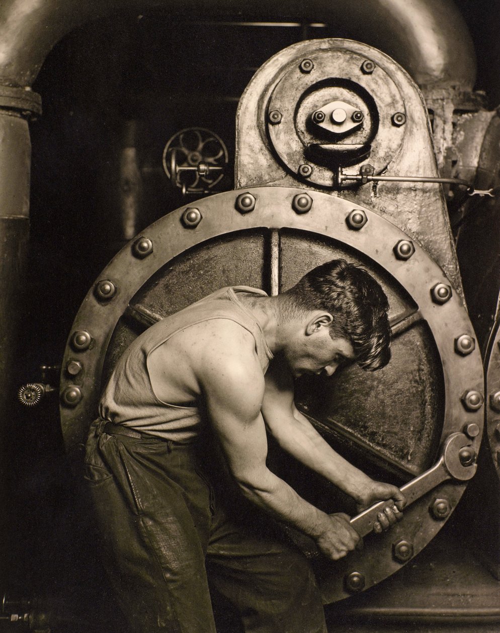 Meccanico della centrale elettrica, c.1924 da Lewis Wickes Hine