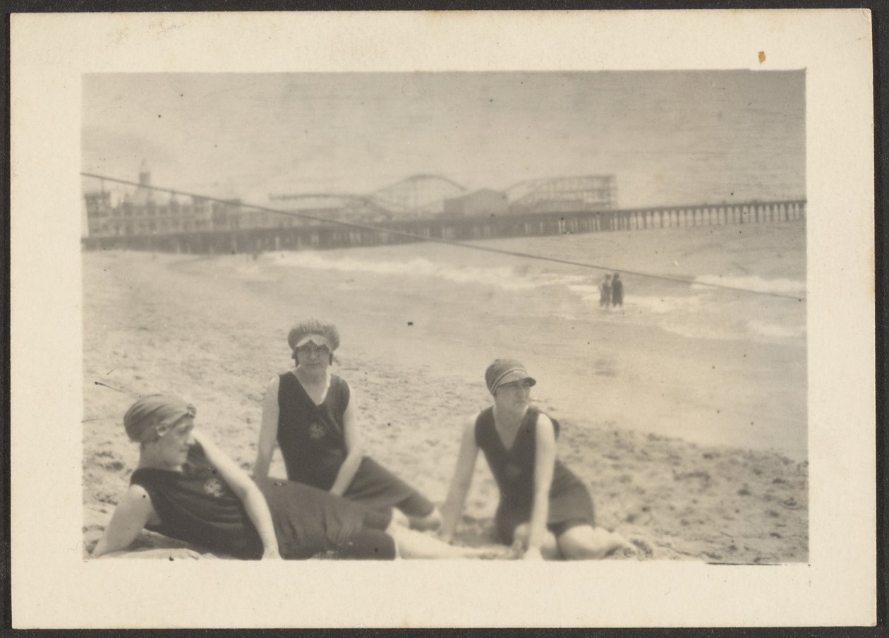 [Figure sulla spiaggia vicino al molo di Santa Monica] da Louis Fleckenstein
