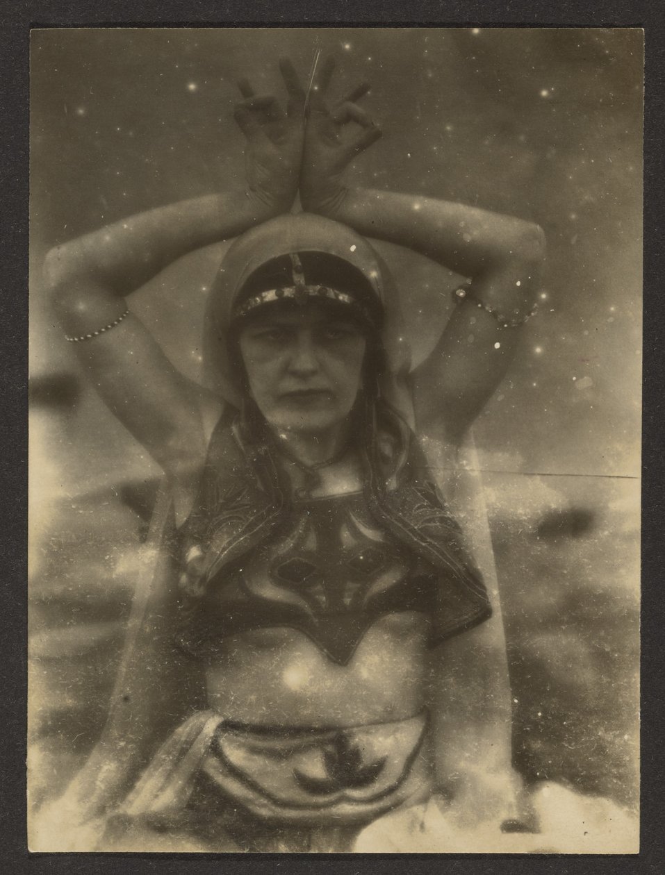 [Nautch Girl] da Louis Fleckenstein