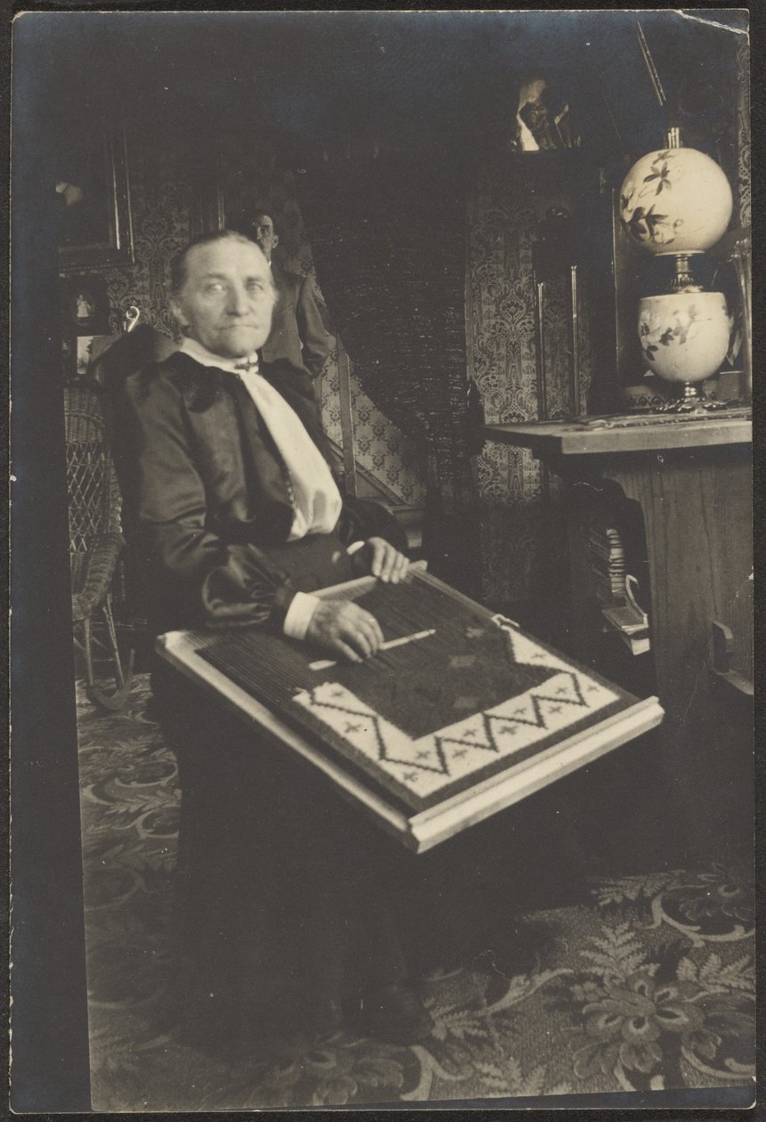[Donna che tesse] da Louis Fleckenstein