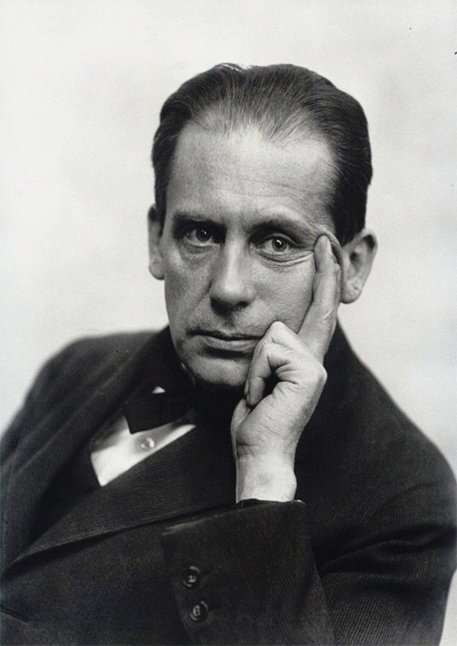 Walter Gropius, ca. 1919 da Louis Held