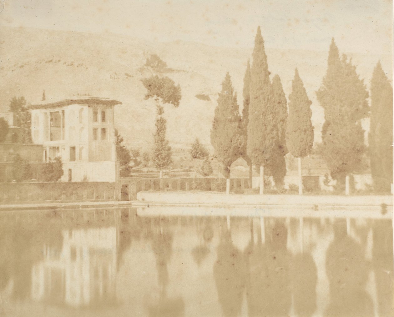 Bagh-takt a Chiraz, 1858 da Luigi Pesce