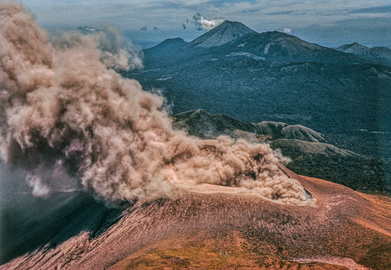 Vulcano Momotombo in Nicaragua da Luis Marden