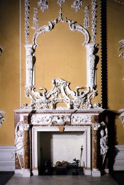 Caminetto, 1750 da Luke Lightfoot
