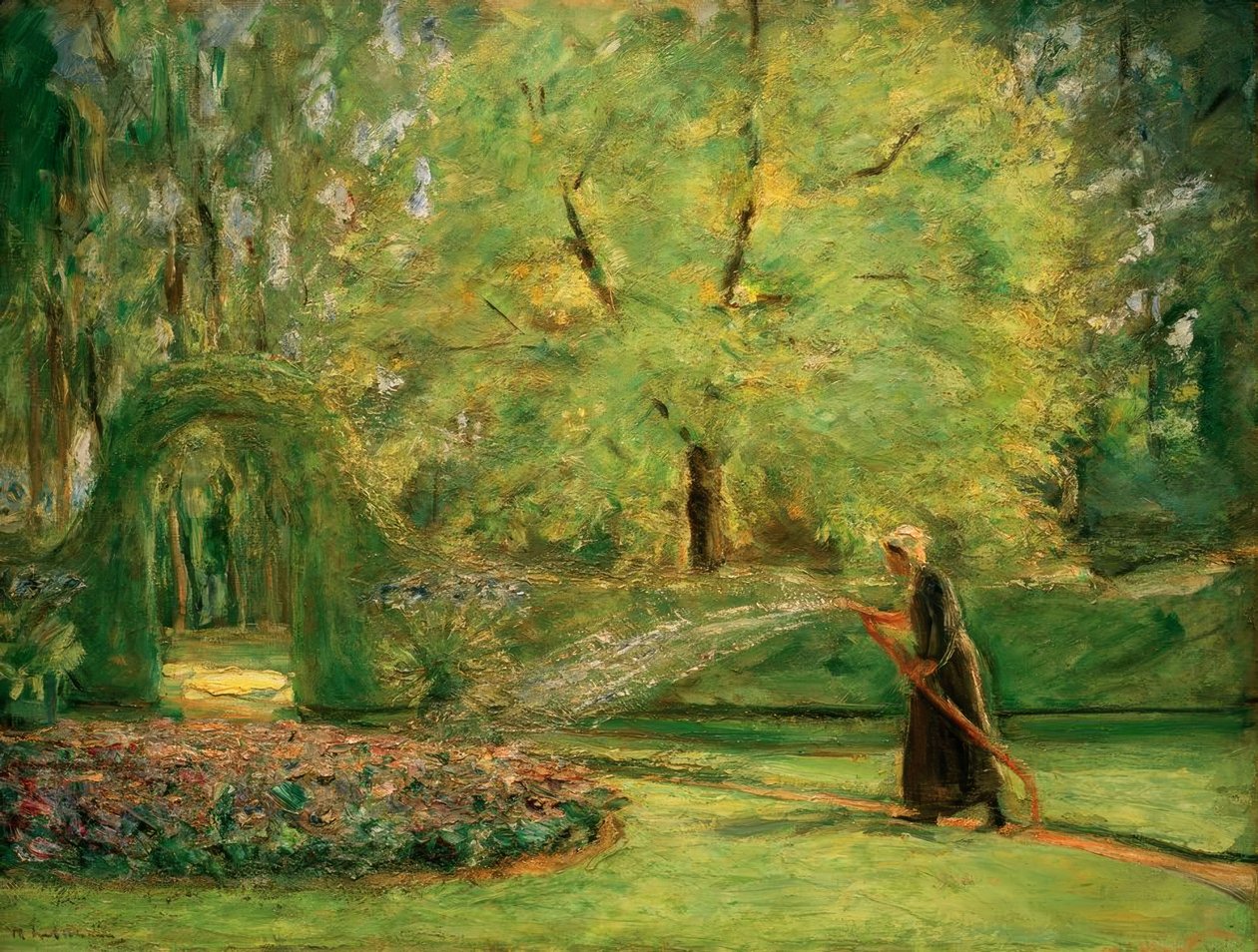Il rondò nel giardino di siepi con donna che annaffia i fiori da Max Liebermann
