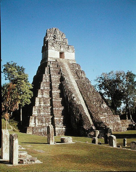 Tempio del Giaguaro (Tempio 1) Periodo Classico Tardo c.600-900 da Mayan