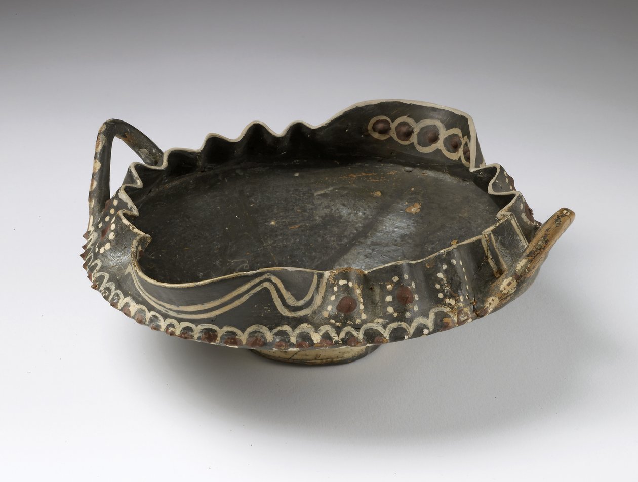 Coppa con bordo ondulato, Cnosso, periodo minoico medio, c.1800 a.C. da Minoan