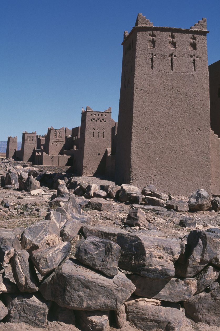 Vista di un ksar, valle del Dra da Moroccan School