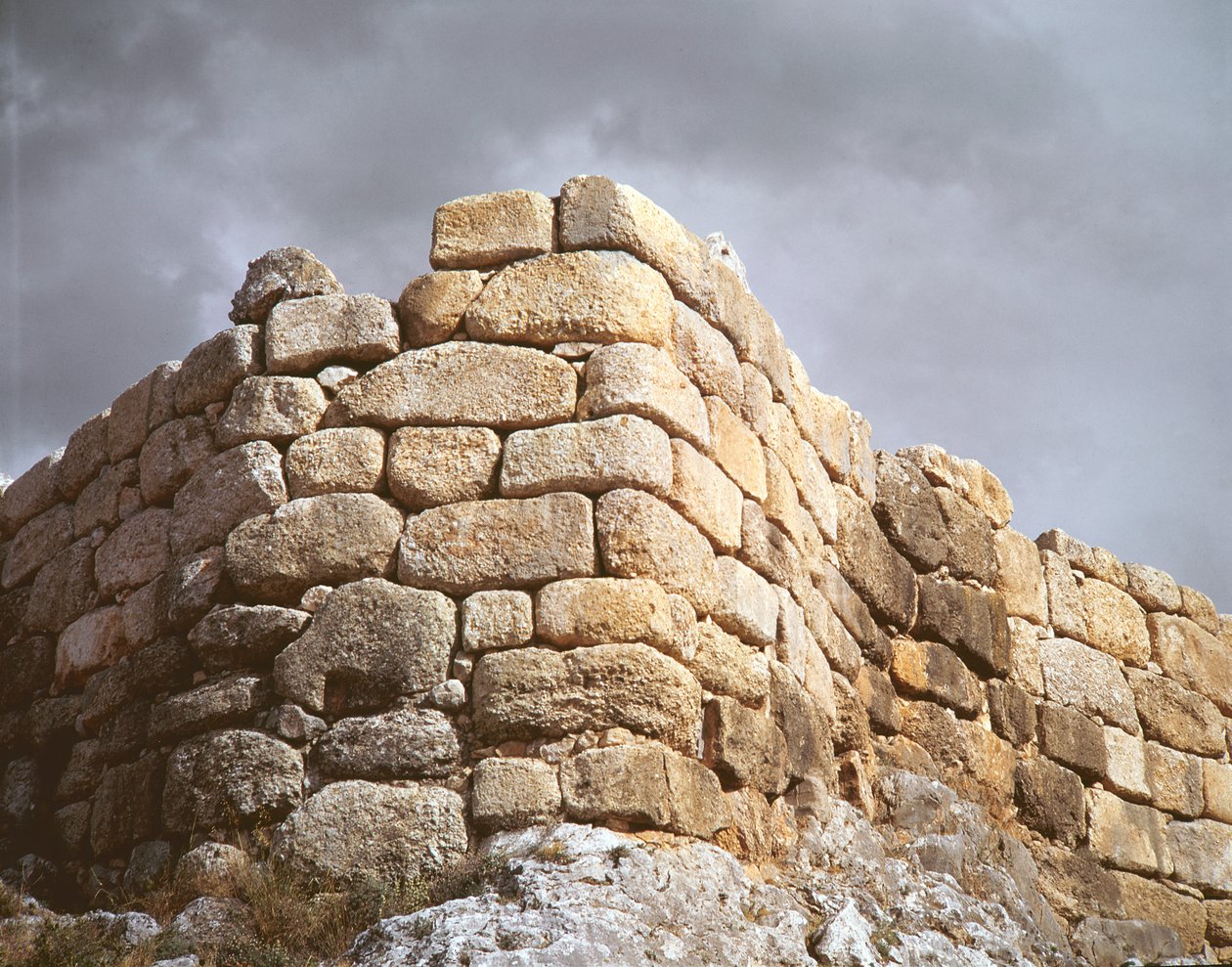 (dettaglio) di un muro di pietra da Mycenaean