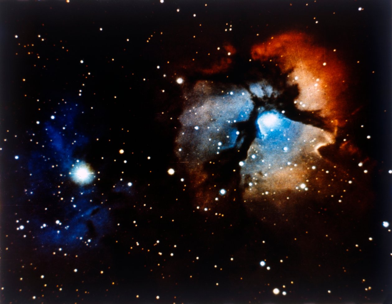 Nebulosa Trifida nella Costellazione del Sagittario da NASA Images